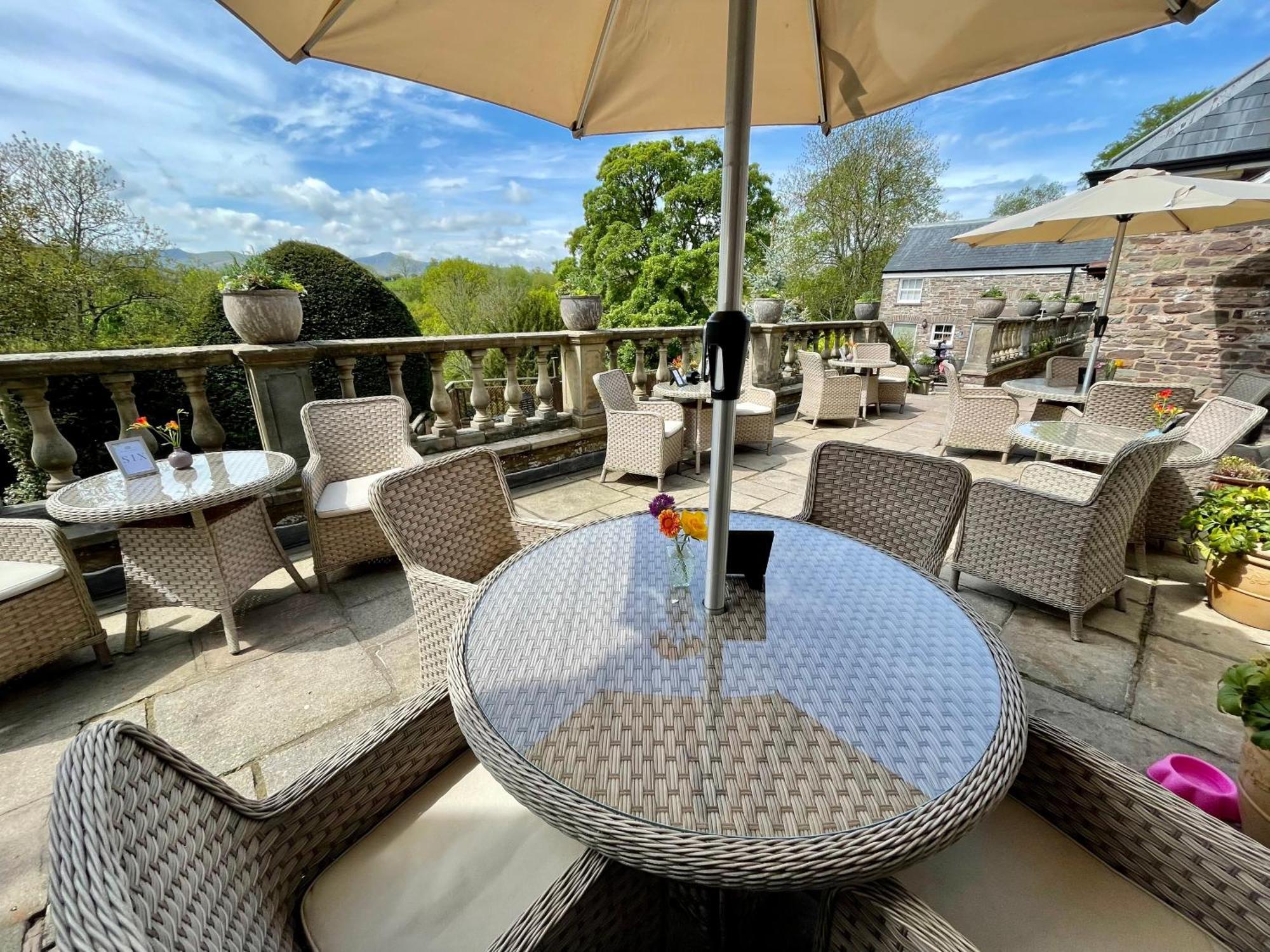Peterstone Court Country House Restaurant & Spa Brecon Exterior foto